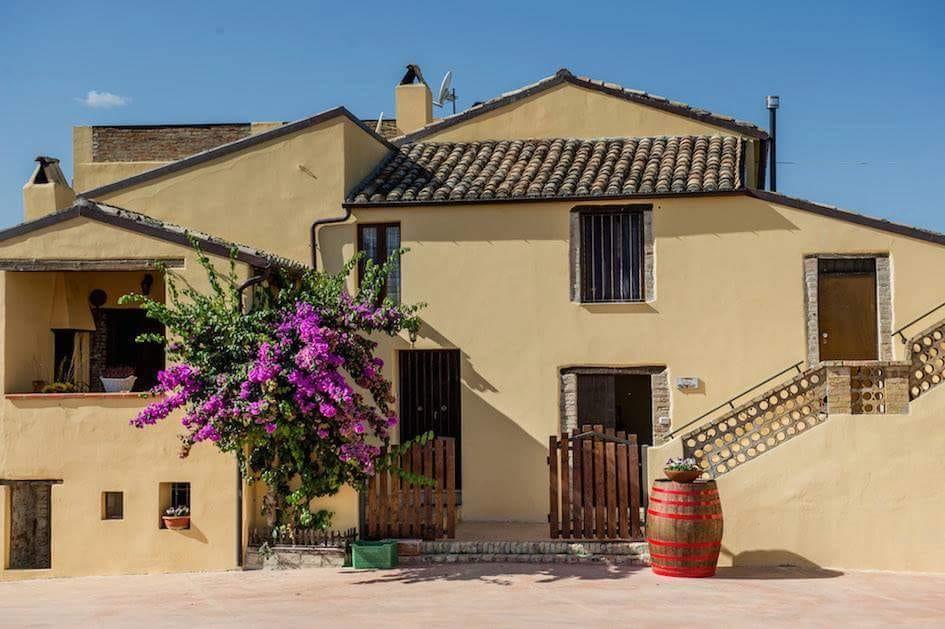 Masseria Del Vino Villa Loreto Aprutino Bagian luar foto